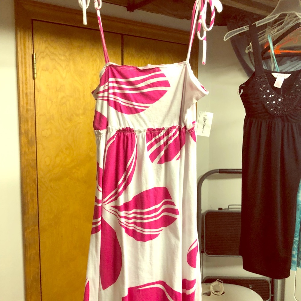 New with tags floral tropical dress size small